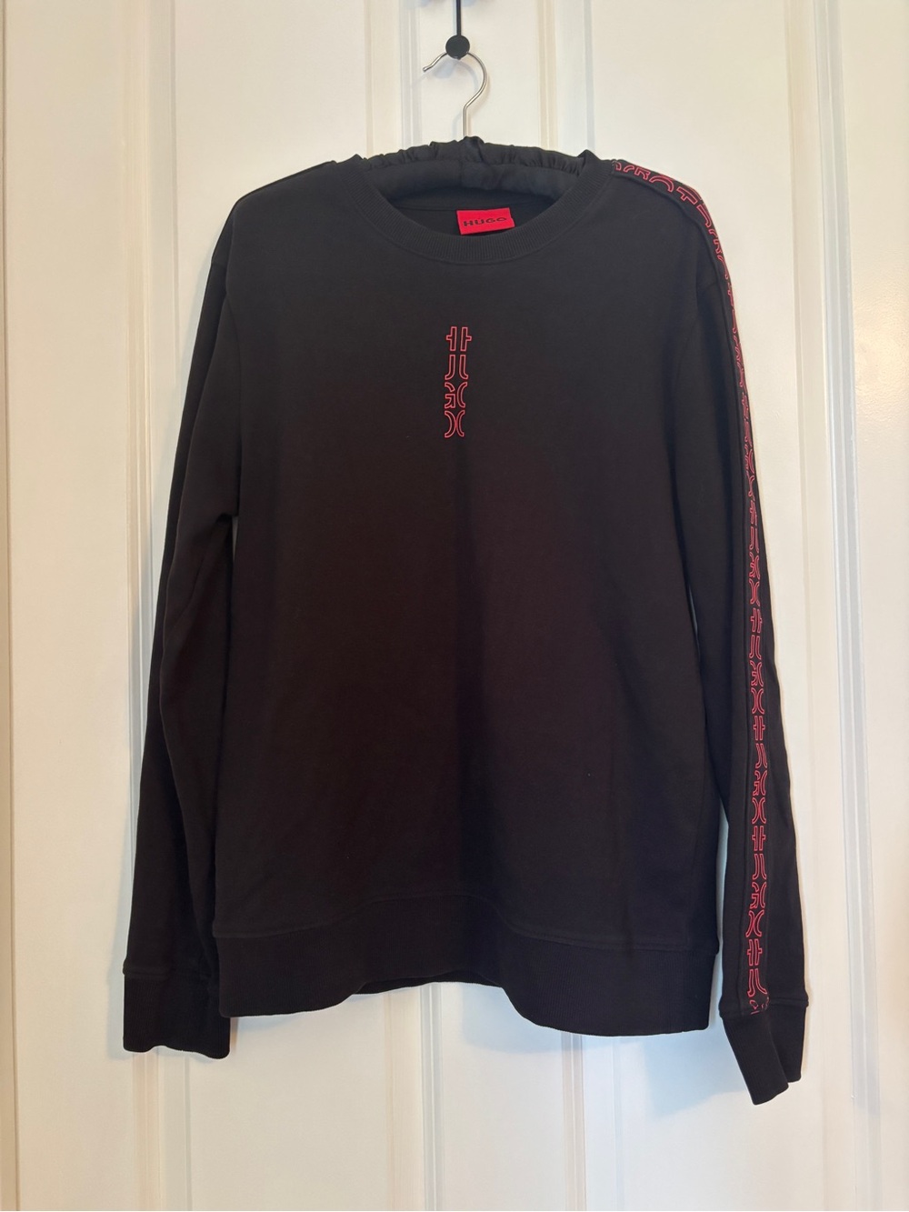Hugo Boss Black Crewneck Sweatshirt with Red Logo and Sleeve Tape. Size S